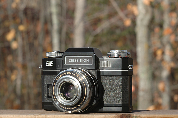 Nikon Nikkor-T 10.5cm f/4: Nikon's Unique 105